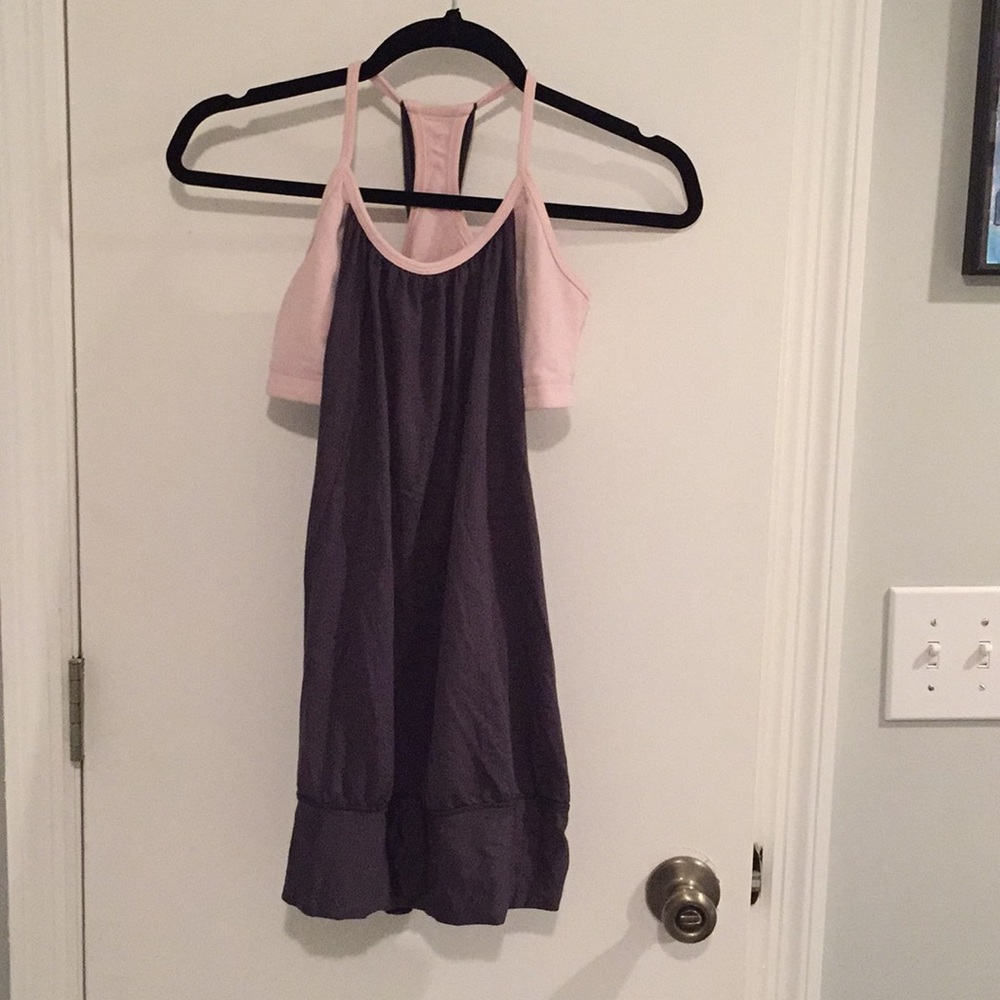 Lululemon grey top with built-in pink bra